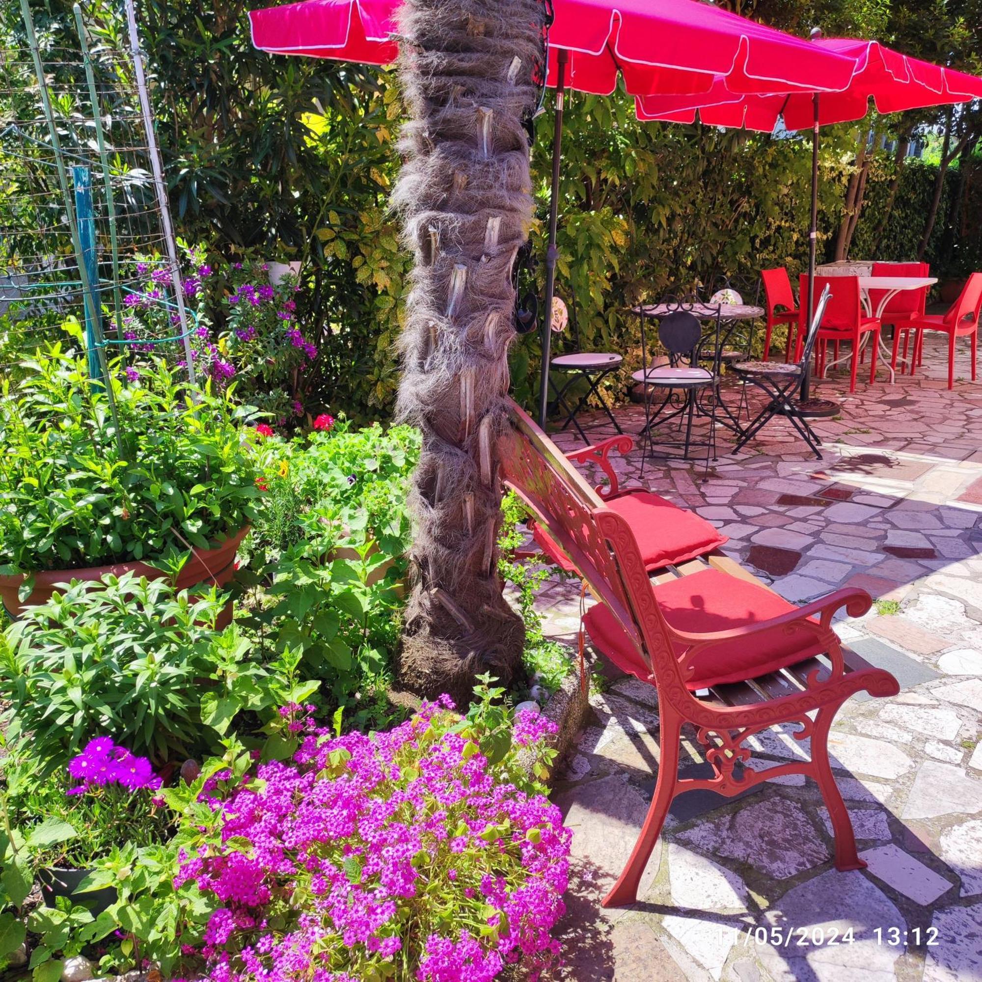 Casapatrizia B&B Σιρμιόνε Εξωτερικό φωτογραφία