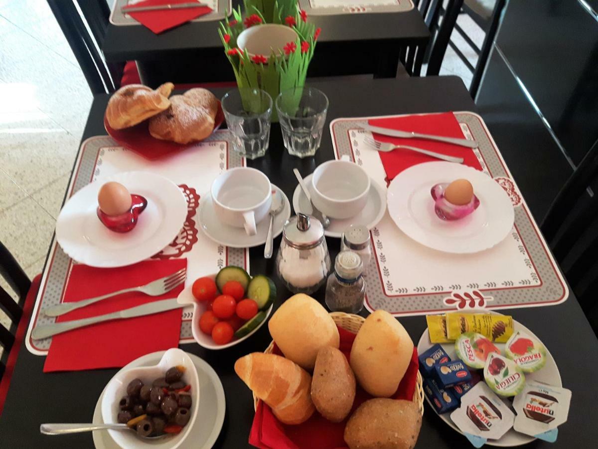 Casapatrizia B&B Σιρμιόνε Εξωτερικό φωτογραφία