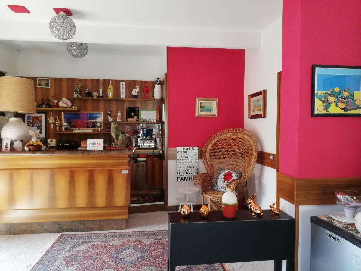 Casapatrizia B&B Σιρμιόνε Εξωτερικό φωτογραφία